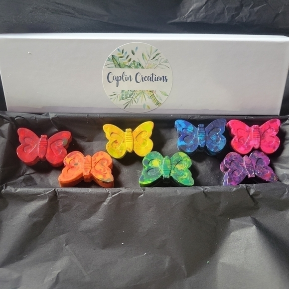 COPY - COPY - NEW Handmade 7 Butterflies Crayons Speckled Rainbow Gift Packaged - Picture 1 of 5